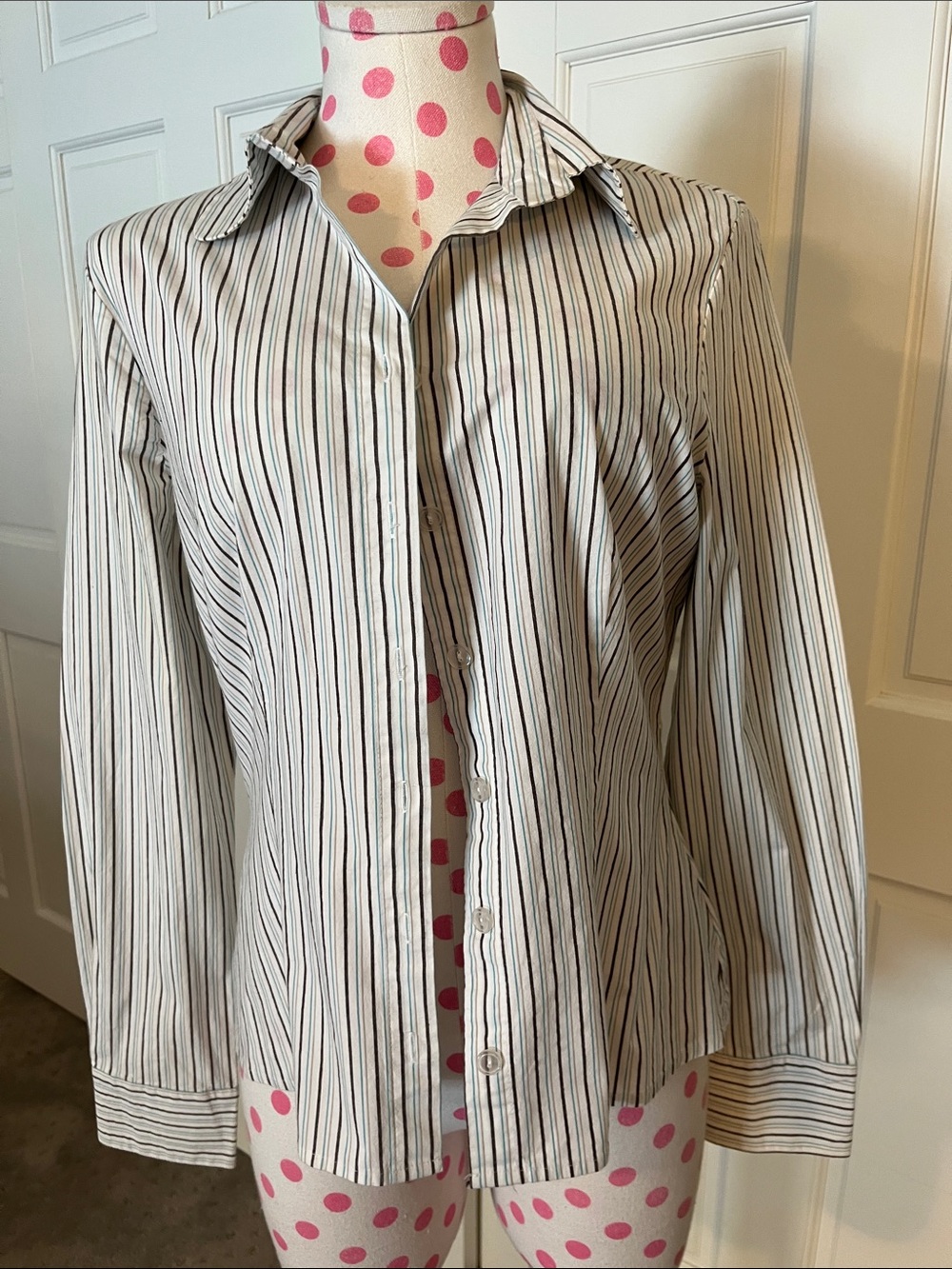Byer California White Button-Up Shirt with Black and Teal Stripes